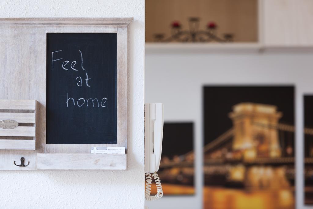 Feel At Home Apartment Budapest Exteriör bild